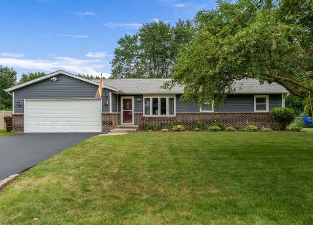 Property at 4653 Apollo Dr, Machesney Park, IL 61115, 3 beds, 1.5 baths