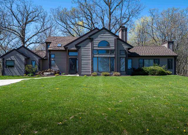 Property at 1 Vista Ridge Dr, Galena, IL 61036, 5 beds, 5 baths