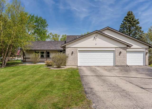Property at 4456 Waterboro Ln, Roscoe, IL 61073, 4 beds, 3 baths