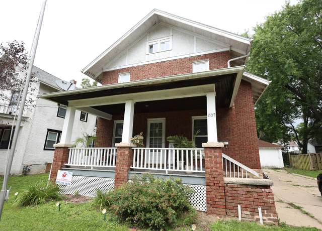Property at 1107 S Maple, Freeport, IL 61032, 3 beds, 1 bath