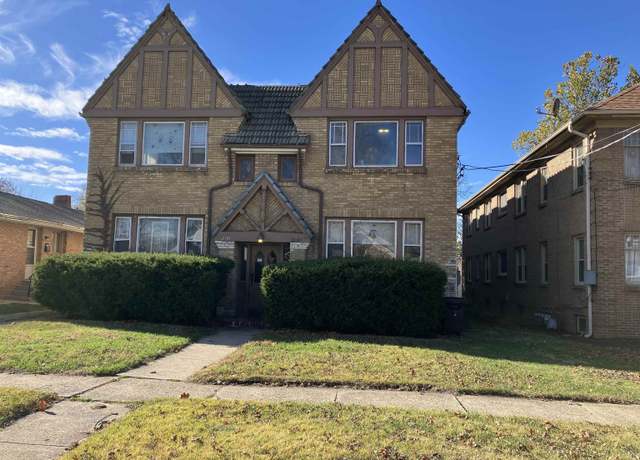 Property at 2120 Douglas St, Rockford, IL 61103, 8 beds, 4 baths