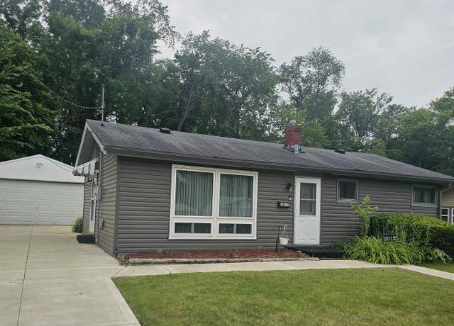 Property at 2012 Knowlton St, Rockford, IL 61102, 3 beds, 1 bath