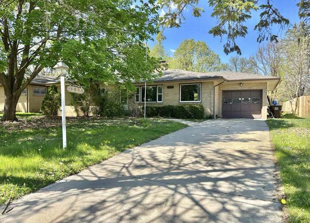 Property at 1507 Kay Ave, Rockford, IL 61103, 3 beds, 1.5 baths