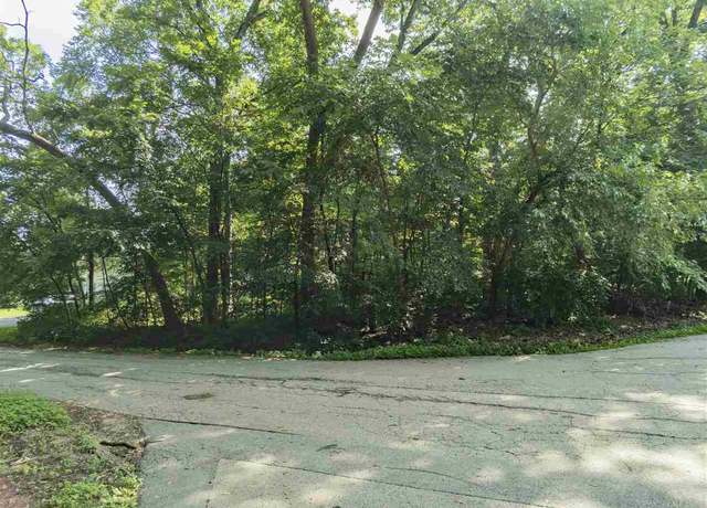 Property at 106 Prince Ct, Poplar Grove, IL 61065