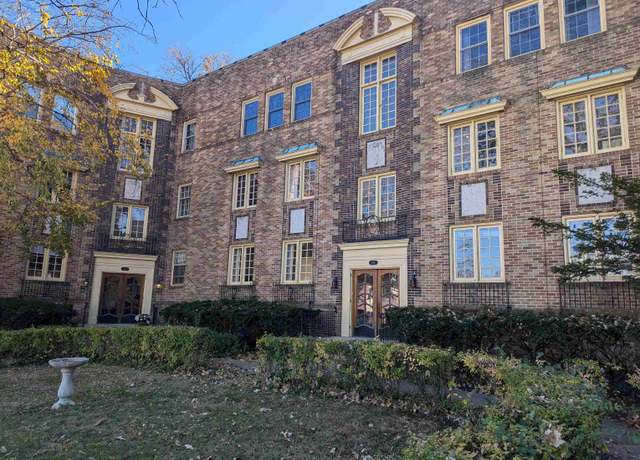 Property at 441 W Exchange #302 St, Freeport, IL 61032, 2 beds, 1 bath