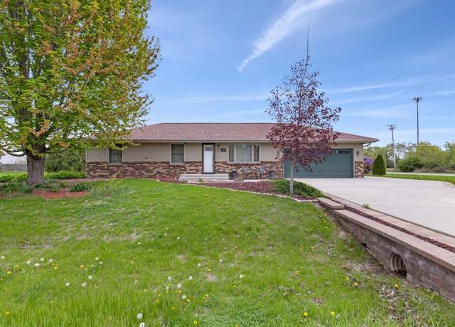 Property at 10337 Banyan Dr, Machesney Park, IL 61115, 3 beds, 2 baths