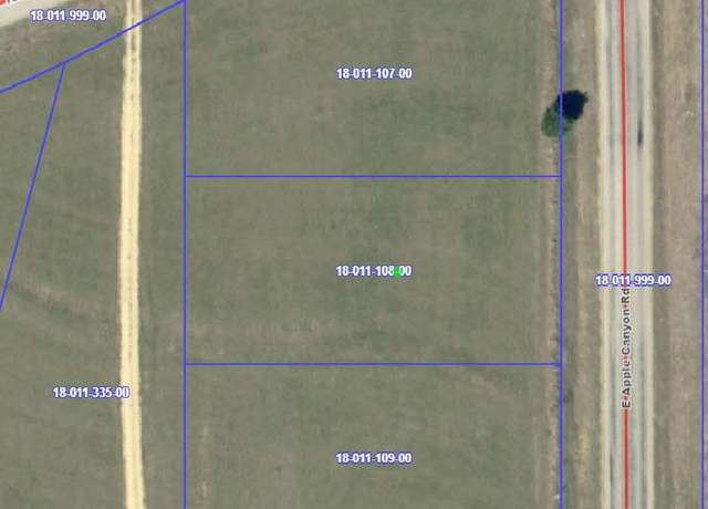Property at 11A108 E Apple Canyon Rd, Apple River, IL 61001