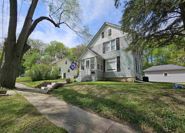 Property at 1003 Center St, Dixon, IL 61021, 2 beds, 2 baths
