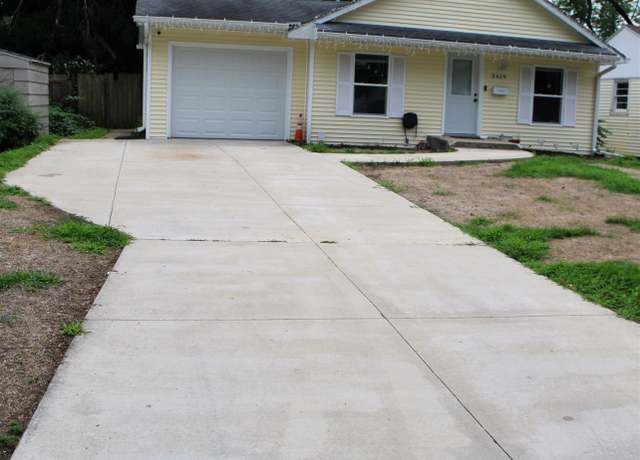Property at 3419 Oak Grove Ave, Rockford, IL 61108, 3 beds, 2 baths