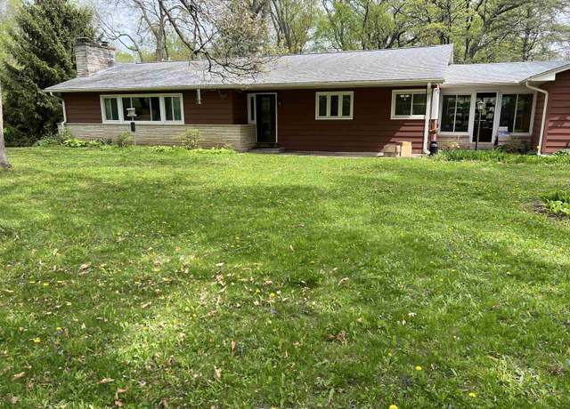 Property at 3760 W U S Business 20 W, Freeport, IL 61032, 3 beds, 2.5 baths