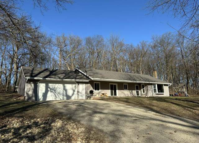 Property at 701 S Silberman Rd Rd, Pearl City, IL 61062, 2 beds, 2 baths