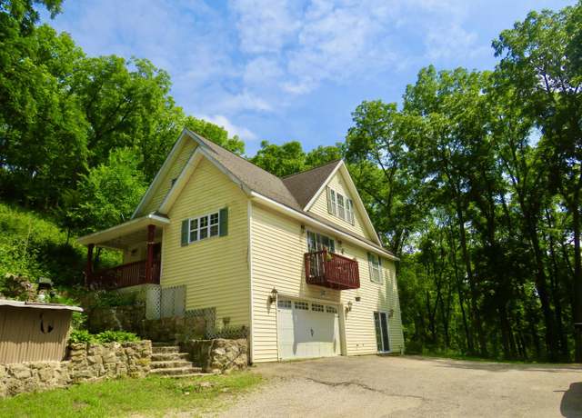 Property at 923 N West St, Galena, IL 61036, 4 beds, 2.5 baths