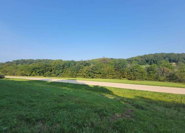 Property at 80 Shenandoah Dr, Galena, IL 61036