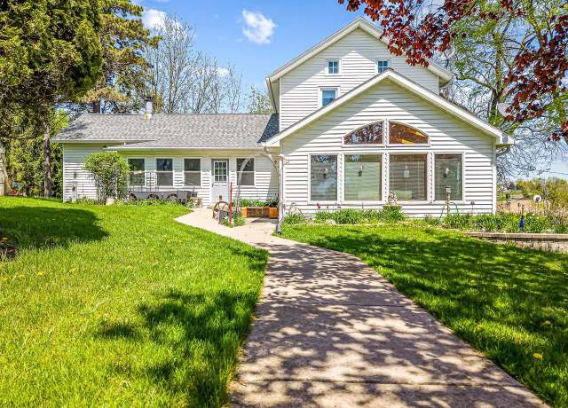 Property at 11750 N Damascus Rd, Winslow, IL 61089, 3 beds, 2 baths