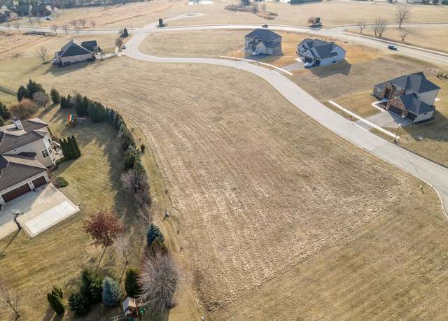 Property at 887 Tivoli Dr, Rockford, IL 61107