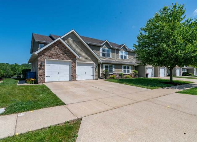 Property at 1715 W River St, Dixon, IL 61021, 4 beds, 3 baths