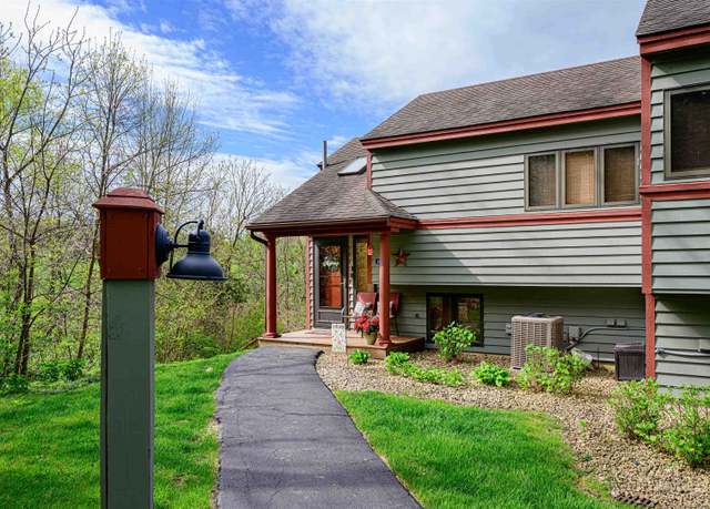 Property at 24 Spring Creek Ln, Galena, IL 61036, 2 beds, 2 baths