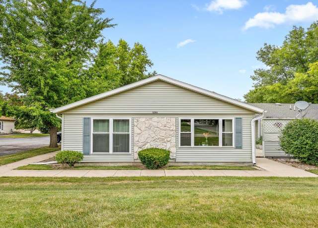 Property at 3200 W Carthage St, Freeport, IL 61032, 2 beds, 2 baths