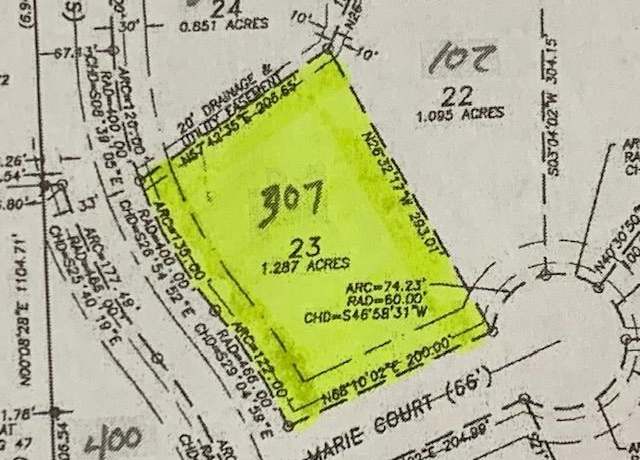 Property at 307 Louieville Ct, Galena, IL 61036