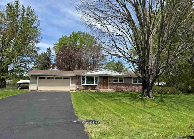 Property at 1310 Van Ct, Machesney Park, IL 61115, 3 beds, 1 bath