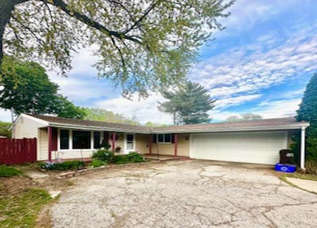 Property at 1817 Spring Brook Ave, Rockford, IL 61107, 3 beds, 1.5 baths