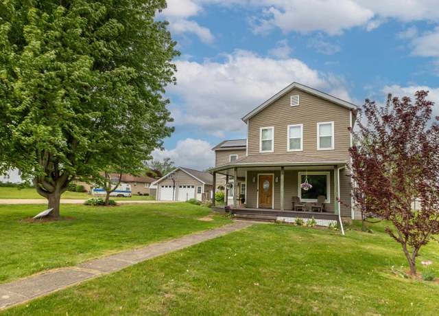 Property at 416 W Galena Ave, Warren, IL 61087, 4 beds, 3 baths