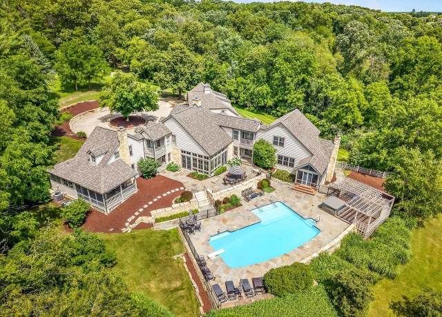 Property at 24-103 Shenandoah, Lake Carroll, IL 61046, 7 beds, 4.5 baths