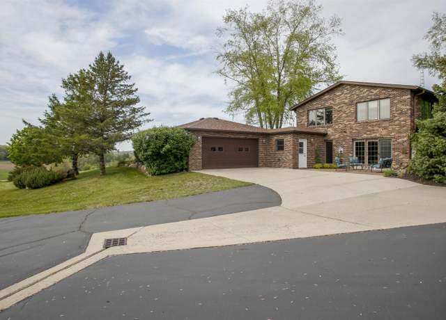 Property at 2349 W Pines Rd, Oregon, IL 61061, 3 beds, 2 baths