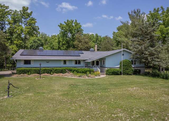 Property at 4976 Pheasant Dr, Thomson, IL 61285, 2 beds, 2.5 baths