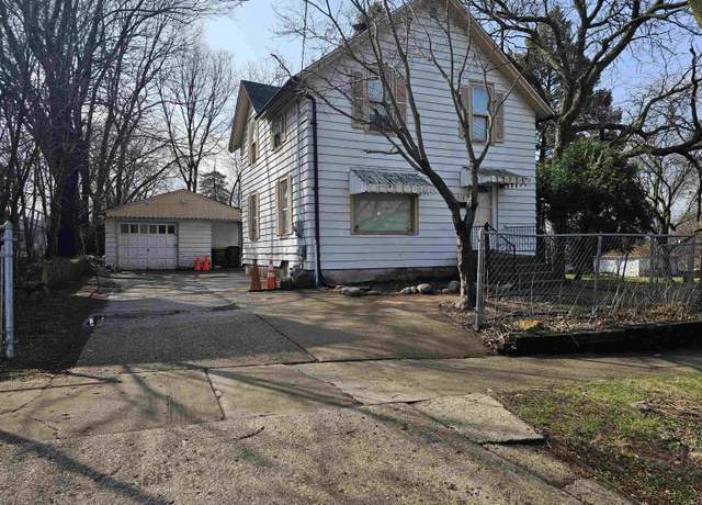Property at 618 Oakley Ave Ave, Rockford, IL 61101, 3 beds, 1.5 baths