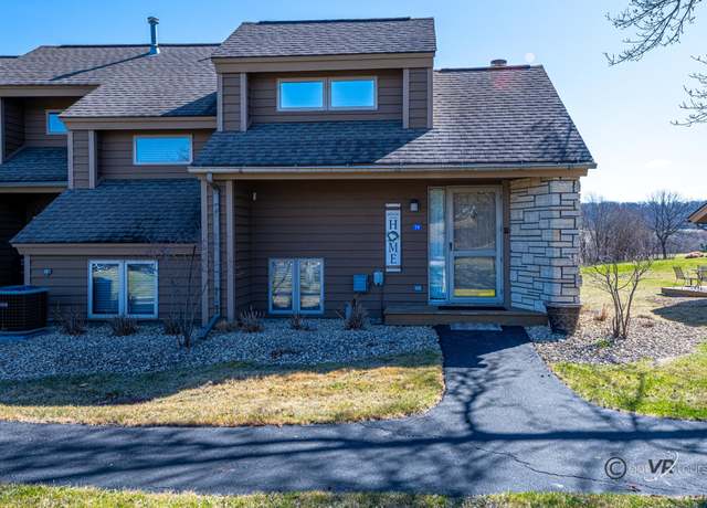 Property at 24 Poplar Rdg, Galena, IL 61036, 2 beds, 2 baths