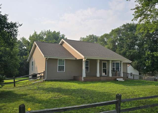 Property at 9603 N 2nd St, Machesney Park, IL 61115, 3 beds, 2 baths