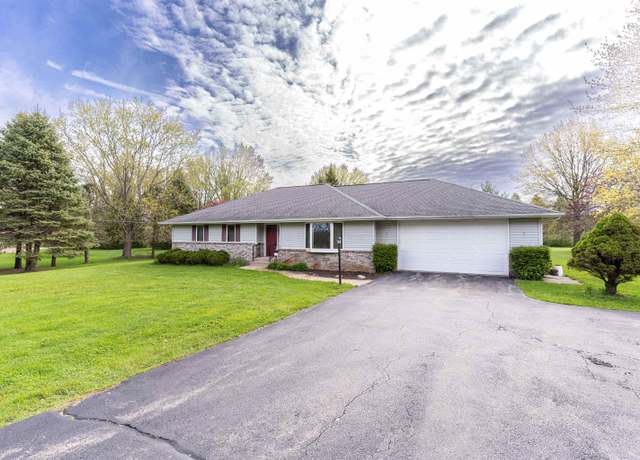 Property at 11681 Olson Rd, Belvidere, IL 61008, 3 beds, 3 baths