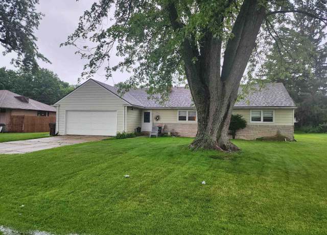 Property at 4906 Forest View Ave, Rockford, IL 61108, 3 beds, 1 bath