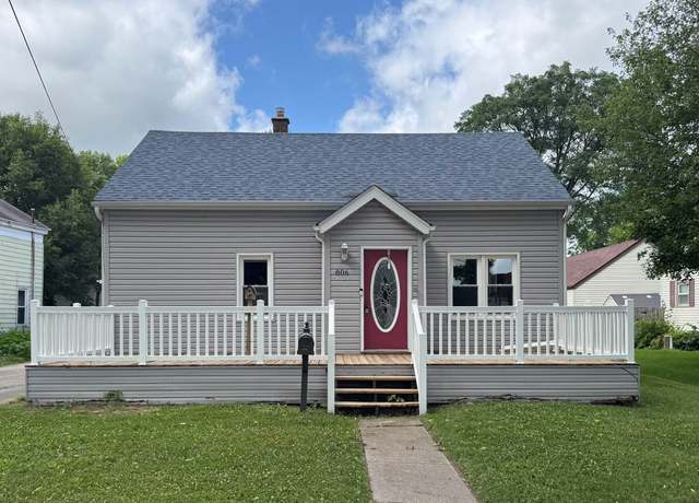 Property at 806 Mckinley Ave, Belvidere, IL 61008, 4 beds, 1 bath