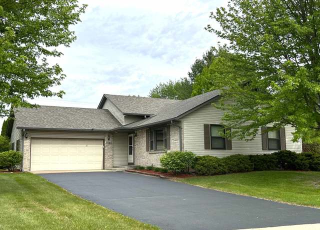 Property at 1206 Griggs Rd, Rockford, IL 61108, 4 beds, 2.5 baths