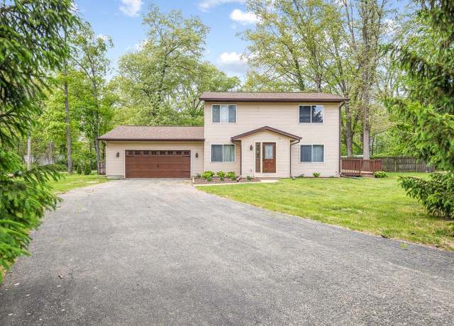 Property at 6625 42nd St St, Rockford, IL 61109, 4 beds, 3.5 baths