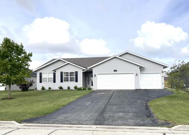 Property at 15566 Stonecrest Rd, South Beloit, IL 61080, 3 beds, 2 baths