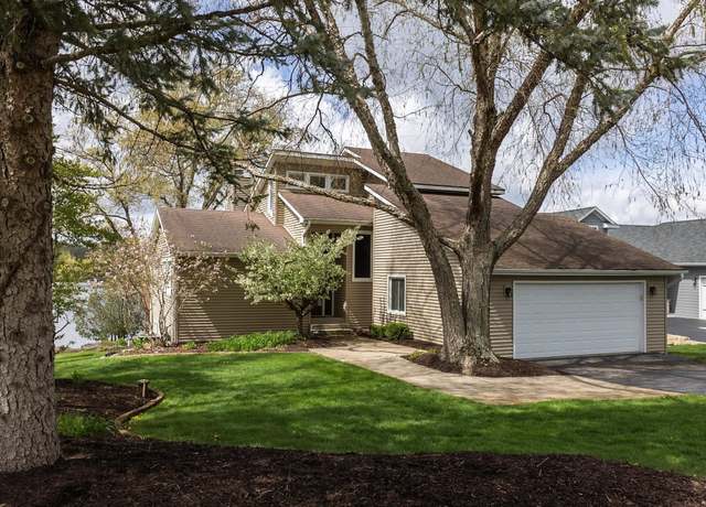Property at 4-86 Beachcomber Ln, Lake Carroll, IL 61046, 5 beds, 3.5 baths