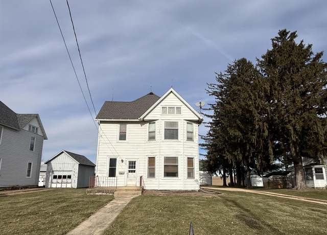 Property at 214 W Webster St, Apple River, IL 61001, 3 beds, 1.5 baths