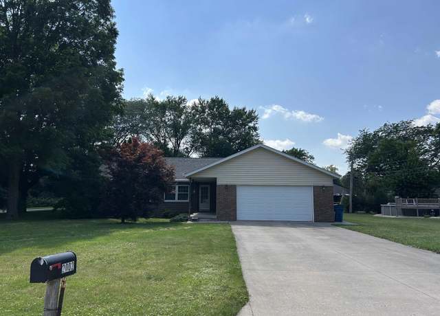 Property at 2002 Guiles Ave, Mendota, IL 61342, 3 beds, 2 baths