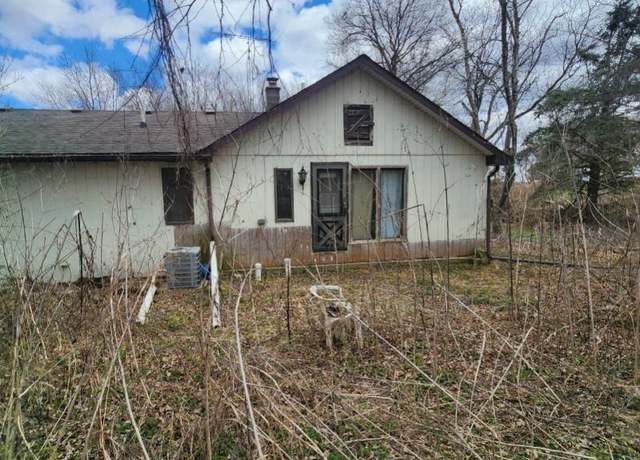 Property at 6900 N Boone School Rd, Poplar Grove, IL 61065, 2 beds, 2 baths