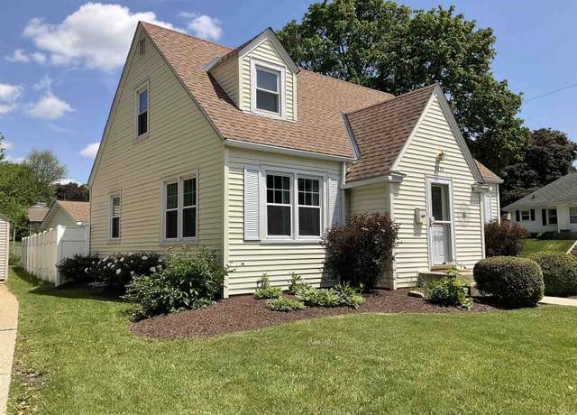 Property at 3330 California Rd, Rockford, IL 61108, 3 beds, 1.5 baths