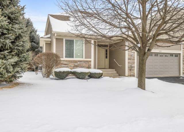 Property at 3263 Brook Harbour Dr, Rockford, IL 61114, 2 beds, 2 baths