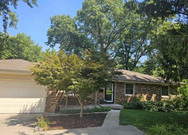 Property at 2802 Highcrest Rd, Rockford, IL 61107, 3 beds, 3 baths