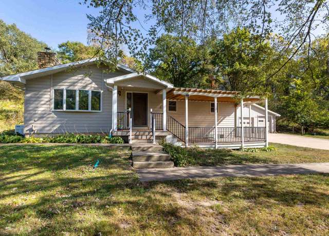 Property at 151 N Blackjack Rd, Galena, IL 61036, 3 beds, 2 baths