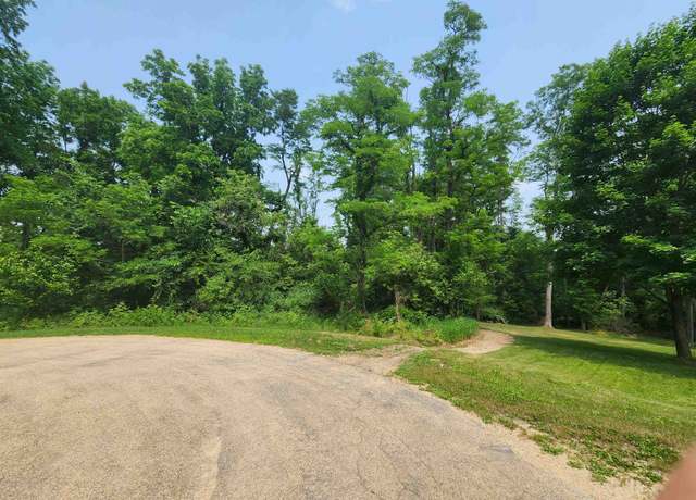 Property at 19-58 Woodland Ct, Lanark, IL 61046