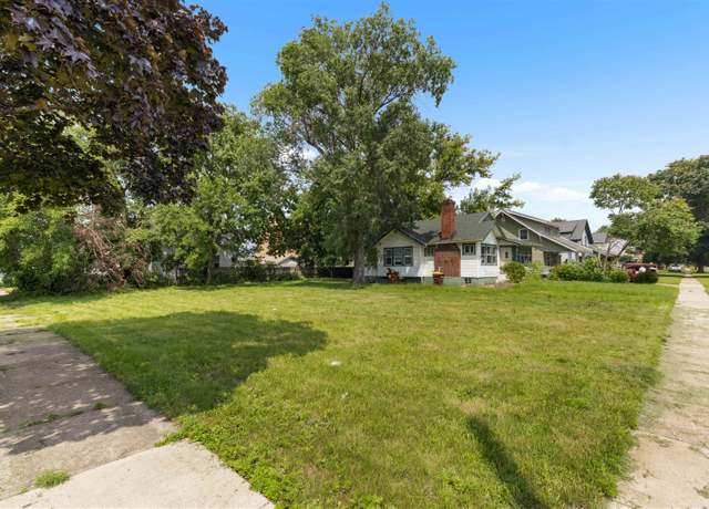 Property at 2143 S 4th St, Rockford, IL 61104