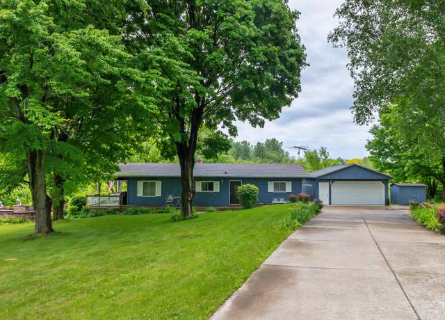 Property at 8A133 Revere Ct, Apple River, IL 61001, 3 beds, 1.5 baths