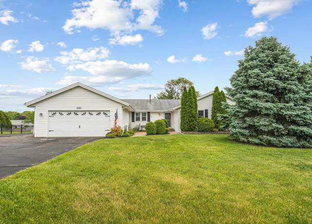 Property at 9321 Densmore Dr, Roscoe, IL 61073, 3 beds, 2 baths